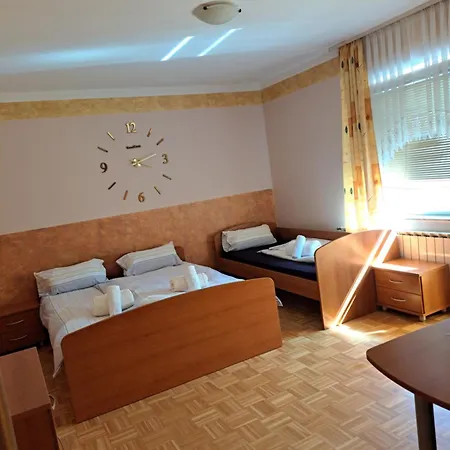 Gostisce Siva Caplja